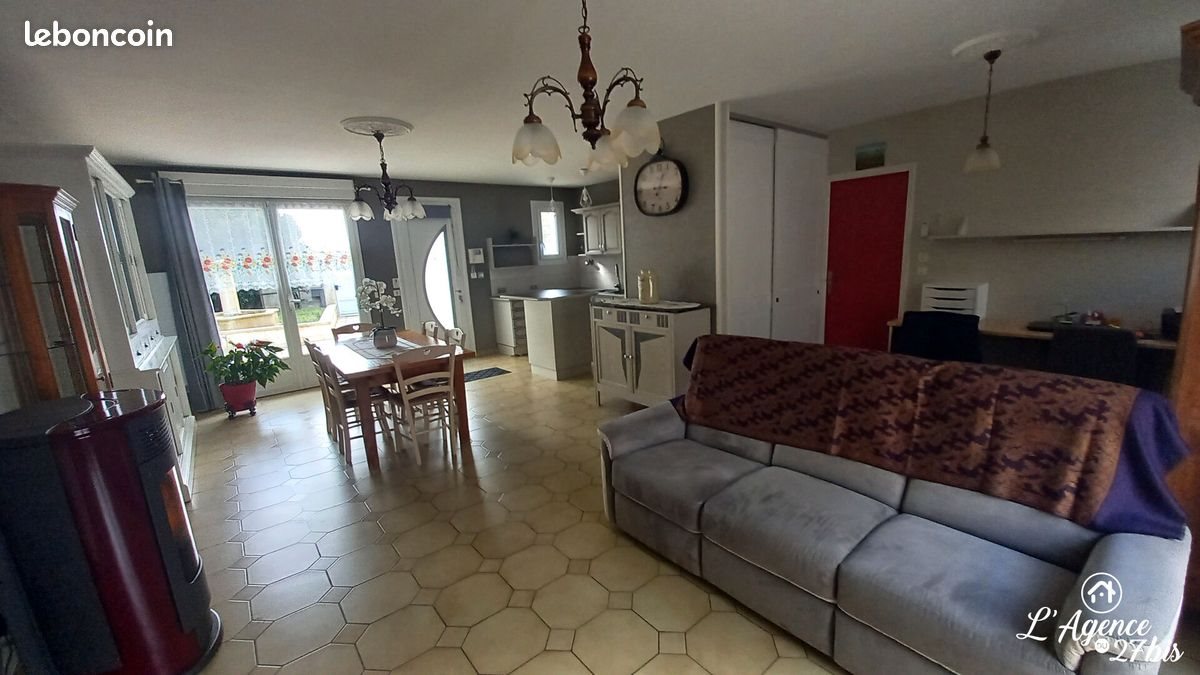 Maison à vendre, 81m², Fors