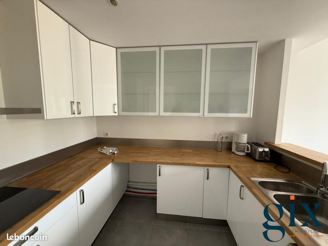 Appartement à louer, 75m², Grenoble