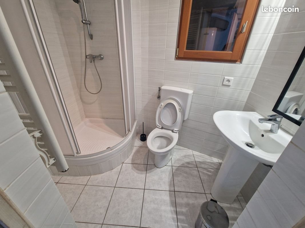 Appartement à louer, 47m², Contes