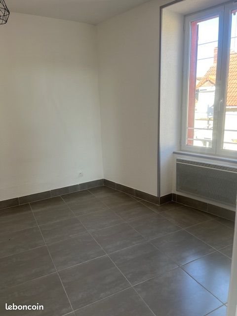 Appartement à louer, 37m², Commentry