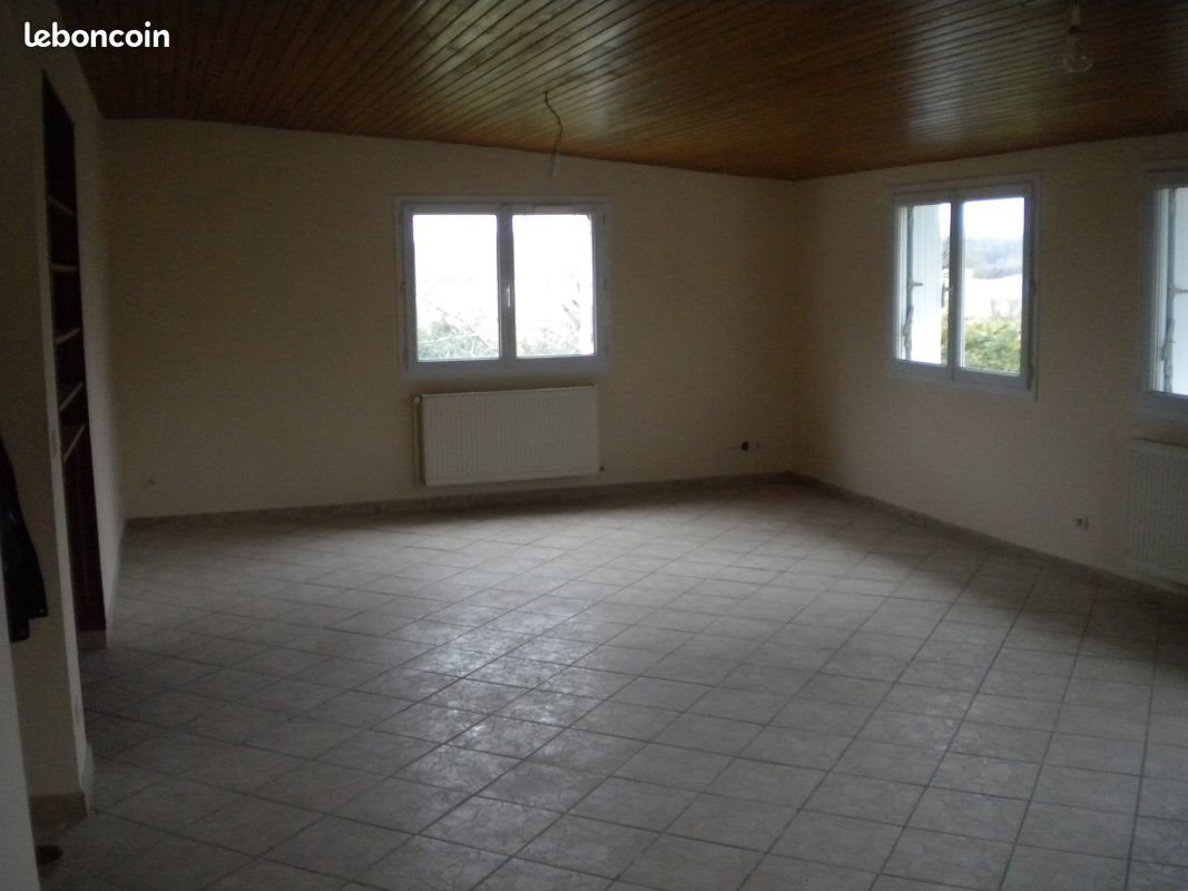 Maison à louer, 125m², Douadic