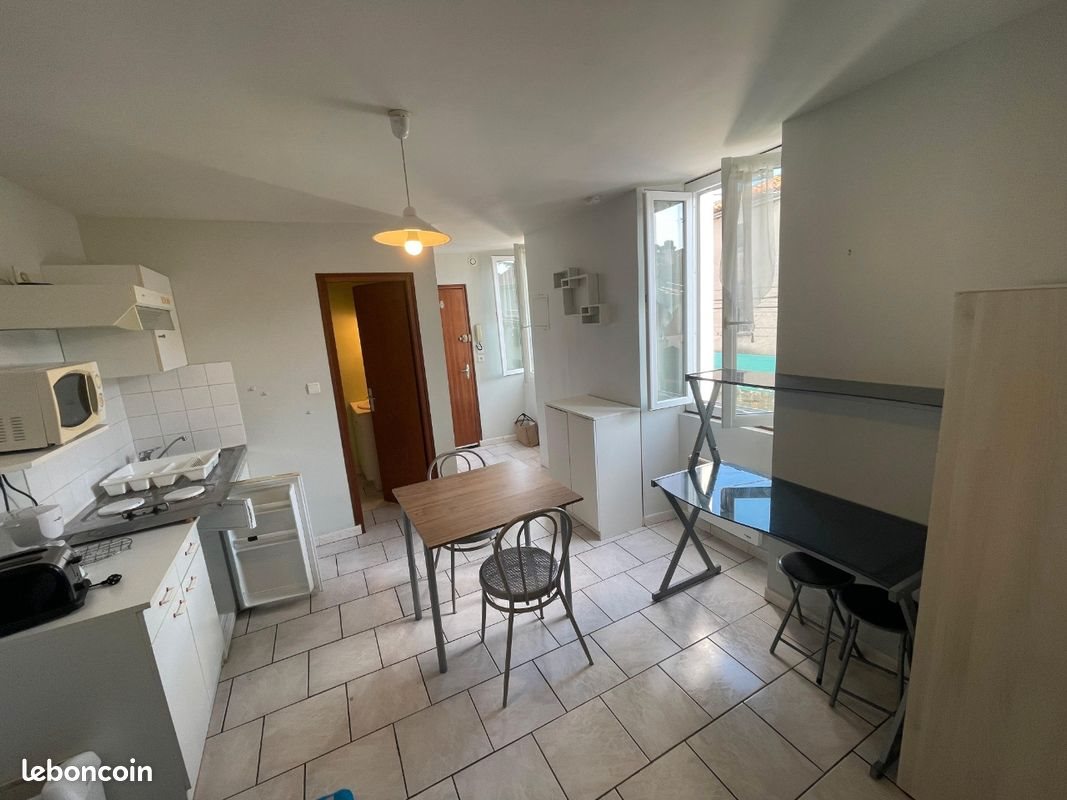 Appartement à louer, 20m², La Couronne