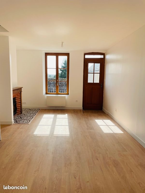 Appartement à louer, 80m², Brinon-sur-Sauldre