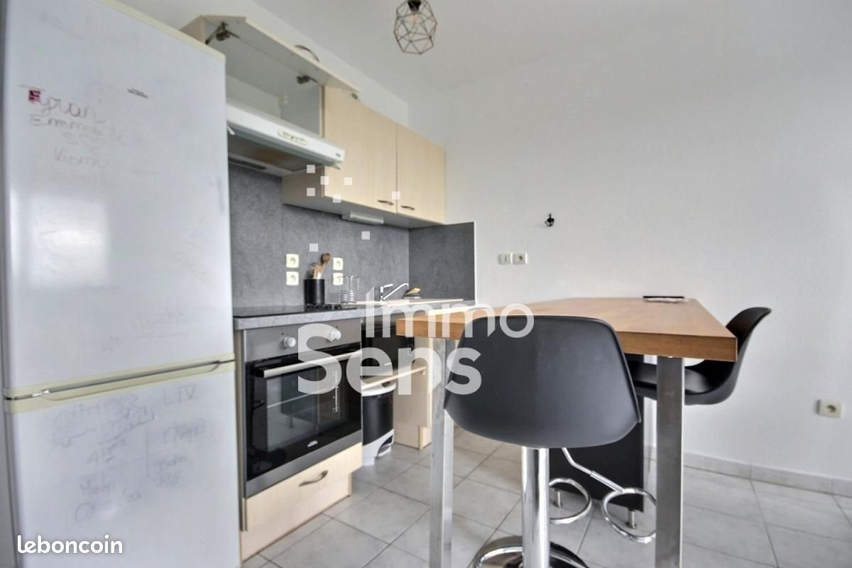 Appartement à louer, 44m², Loos