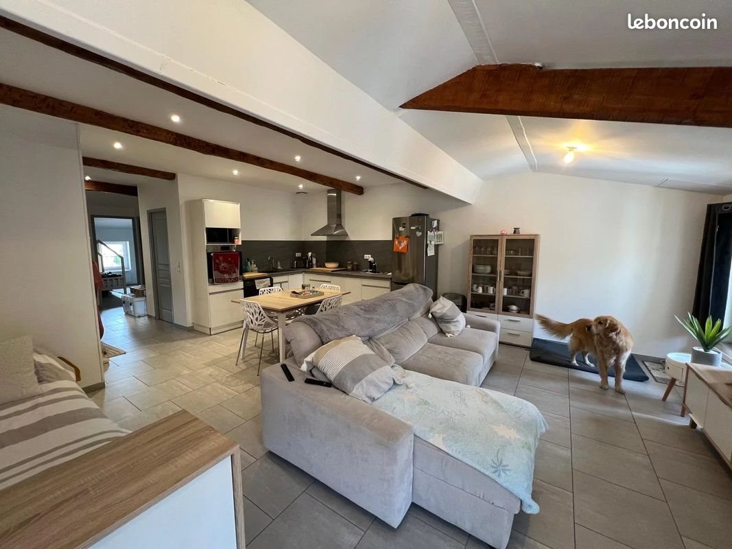 Appartement à louer, 75m², Aups