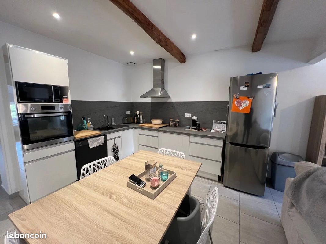 Appartement à louer, 75m², Aups