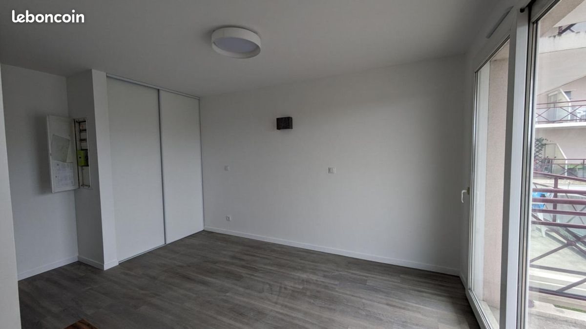 Appartement à louer, 19m², Rochefort