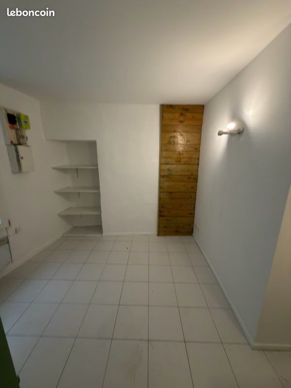 Appartement à louer, 23m², Lodève