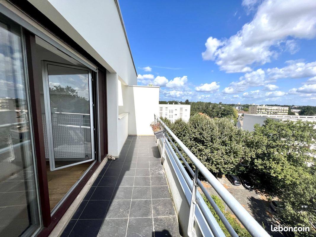 Appartement à louer, 82m², Bordeaux