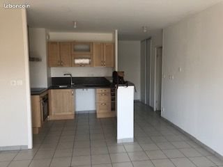 Appartement à louer, 67m², Cranves-Sales