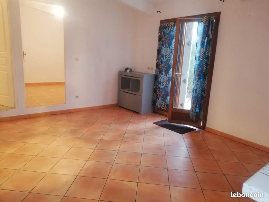 Maison à louer, 55m², Nîmes