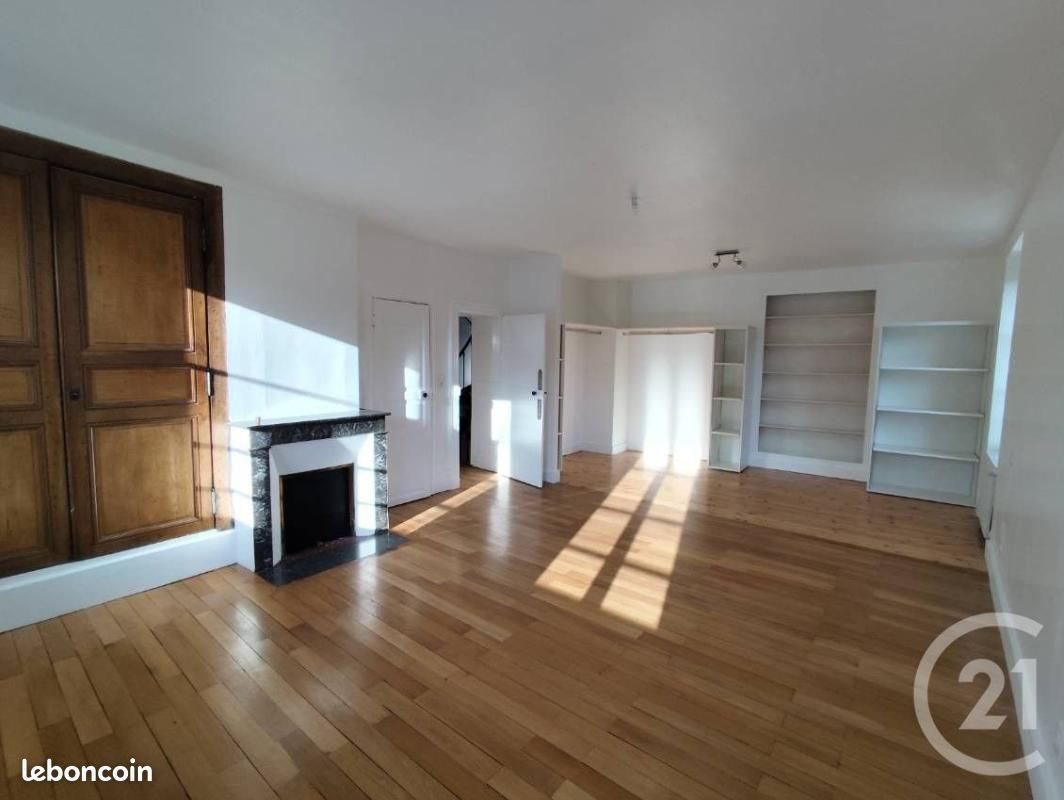 Appartement à louer, 170m², Buzançais