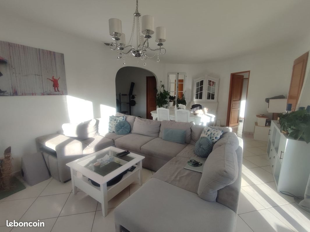 Maison à louer, 98m², Souvignargues