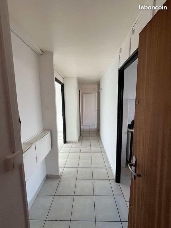 Appartement à louer, 71m², Saint-Etienne