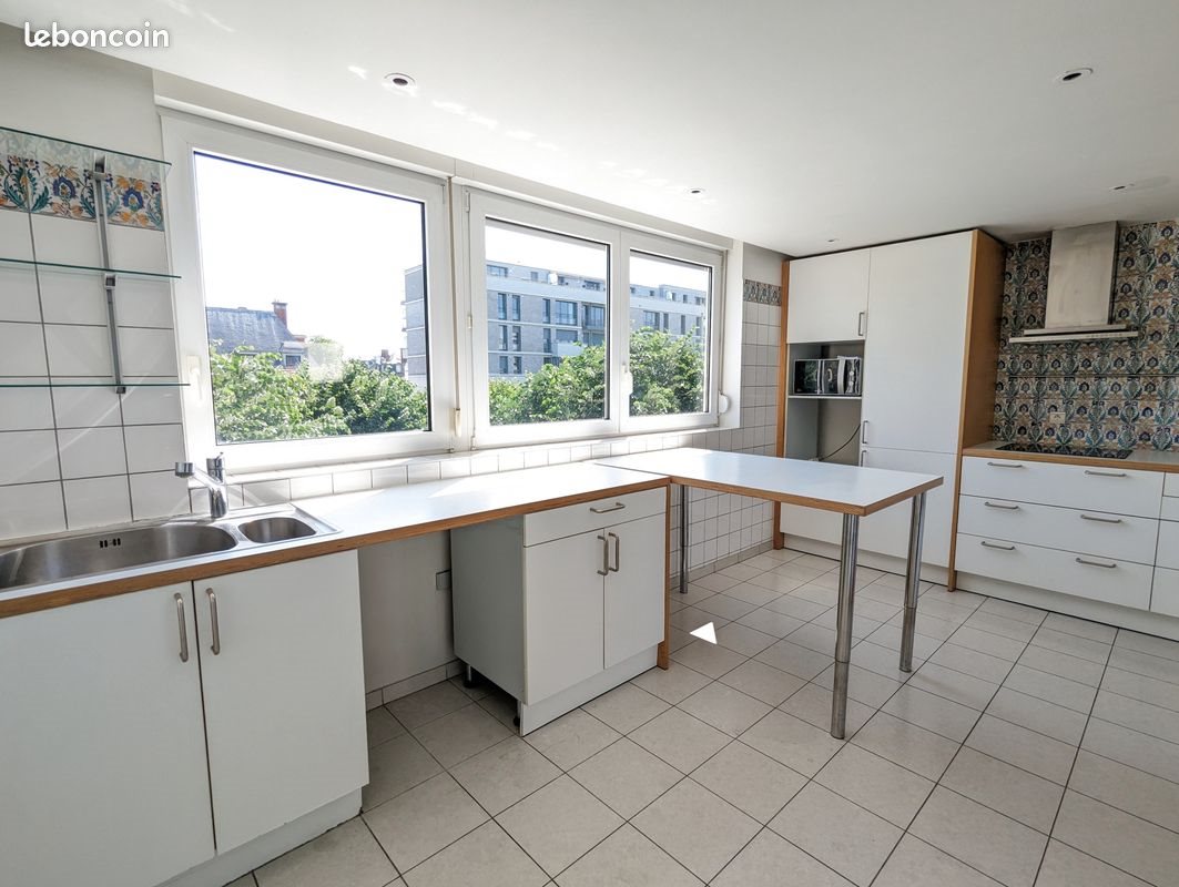 Appartement à louer, 187m², Reims