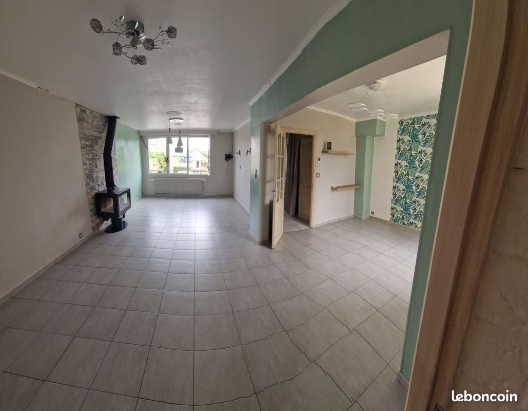 Maison à louer, 115m², Beuvrages