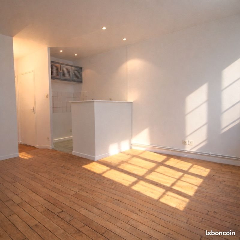 Appartement à louer, 40m², Sedan