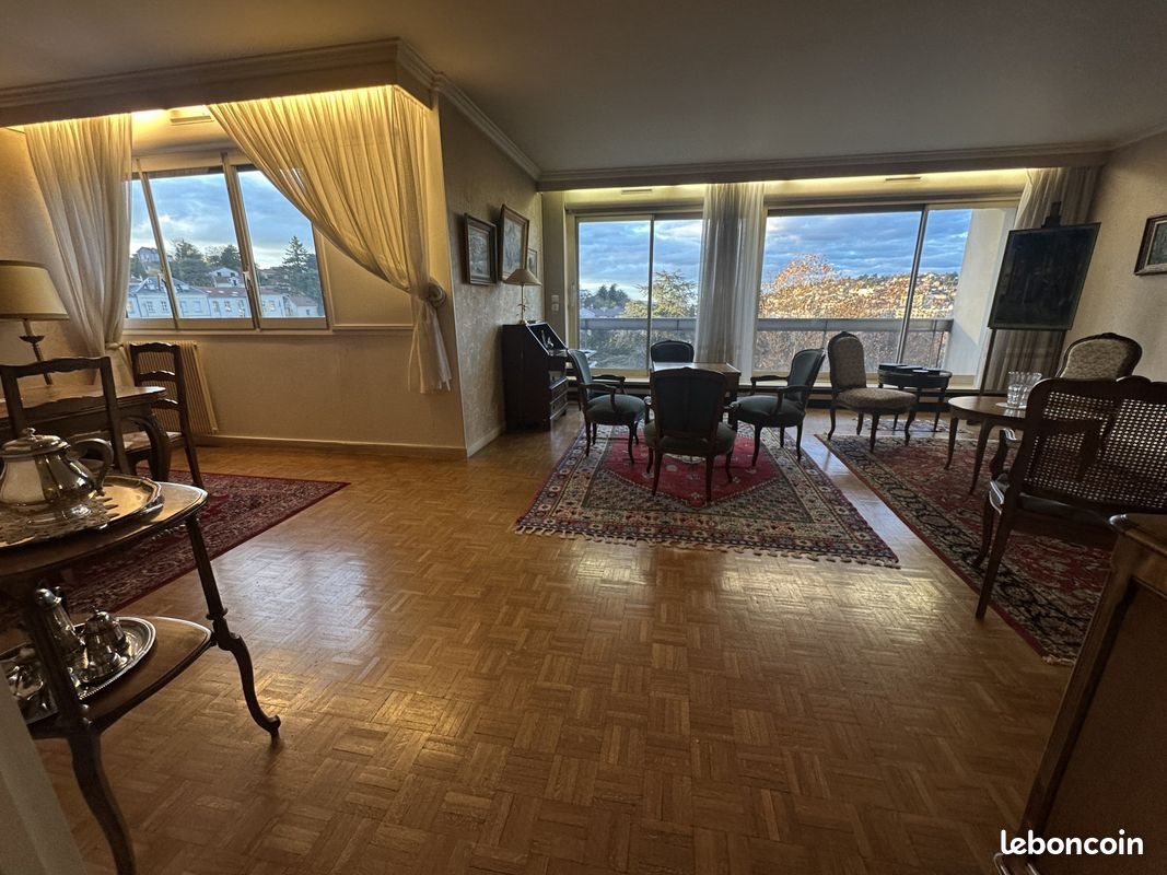 Appartement à vendre, 139m², Saint-Etienne