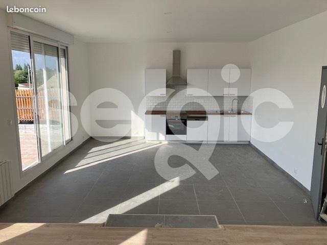 Appartement à louer, 140m², Clairoix