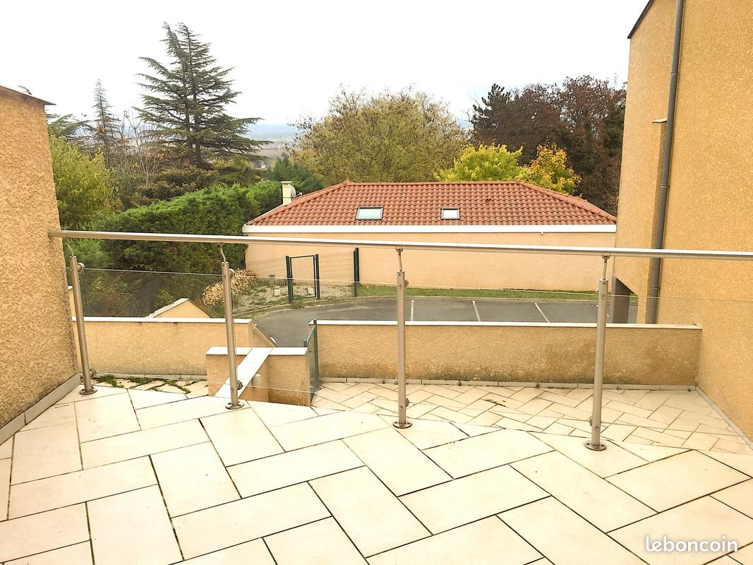 Appartement à louer, 93m², Lachassagne