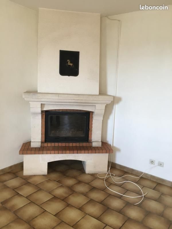 Maison à louer, 166m², Yviers