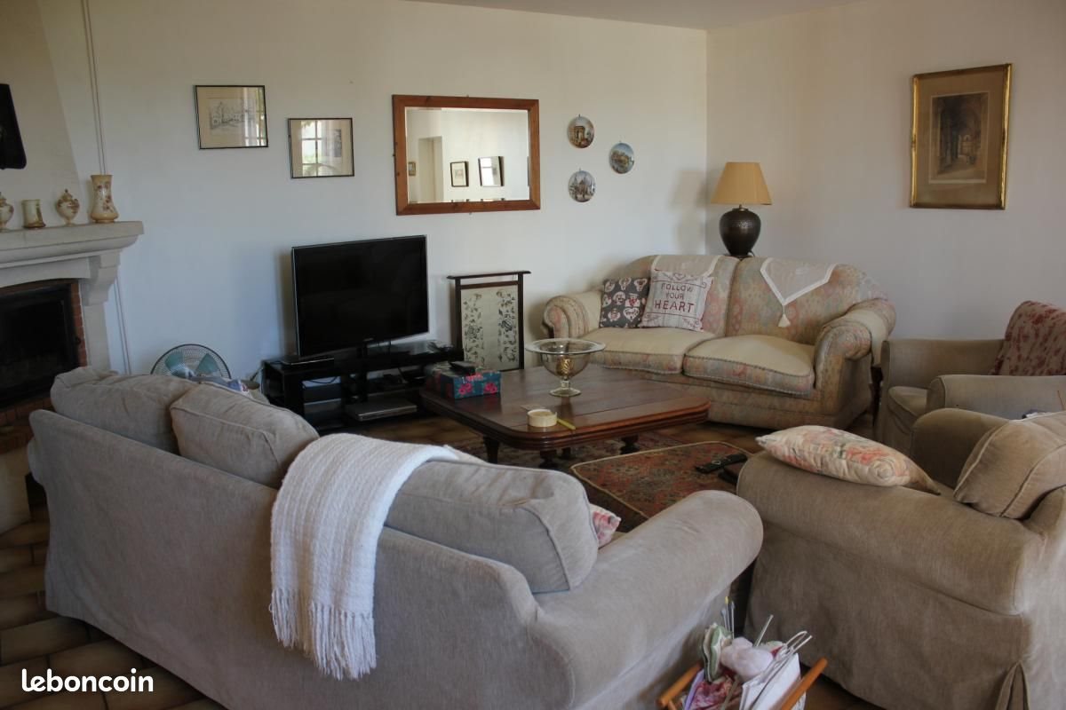 Maison à louer, 166m², Yviers