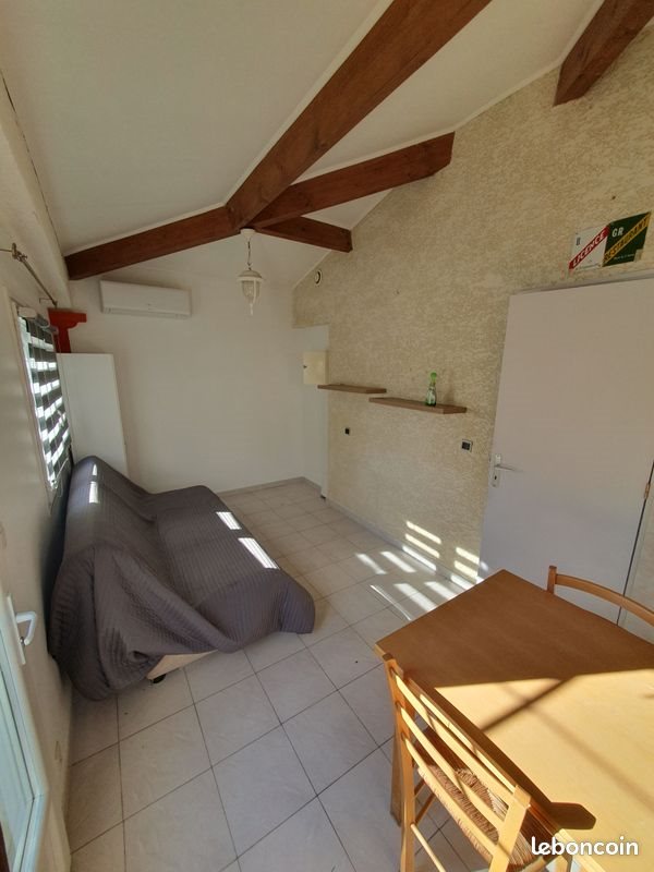 Maison à louer, 28m², Saint-Victor-la-Coste