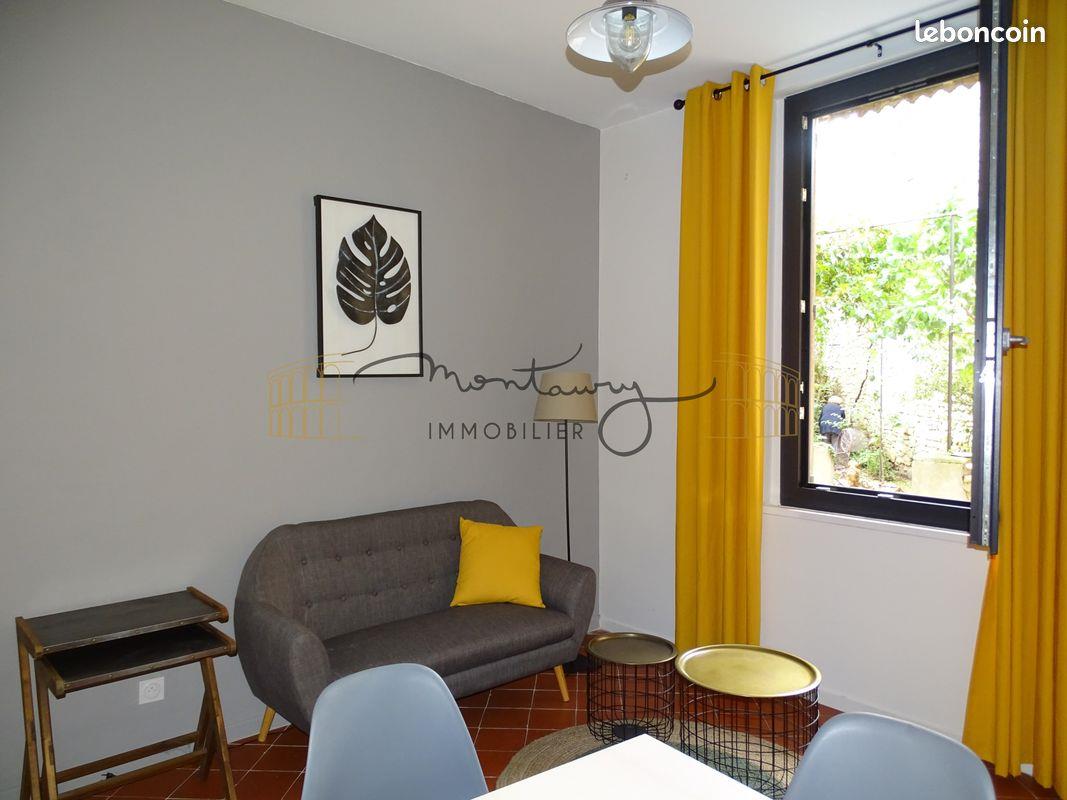 Appartement à louer, 32m², Nîmes