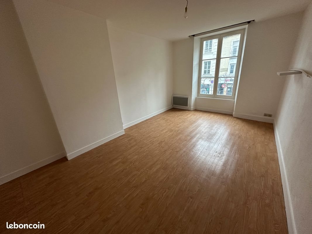 Appartement à louer, 2m², Nogent-le-Rotrou