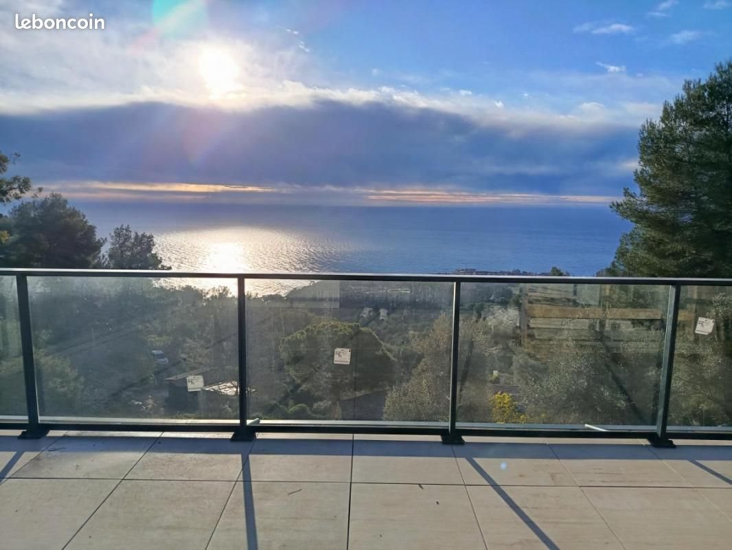 Maison à louer, 99m², Beausoleil