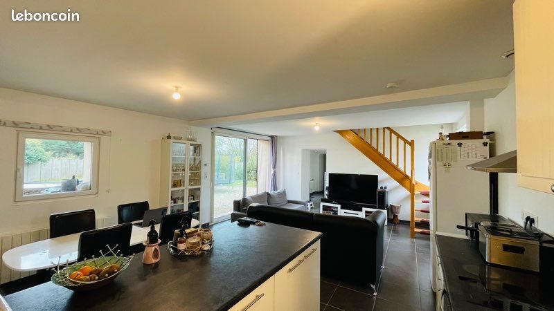 Maison à louer, 135m², Marville-Moutiers-Brûlé
