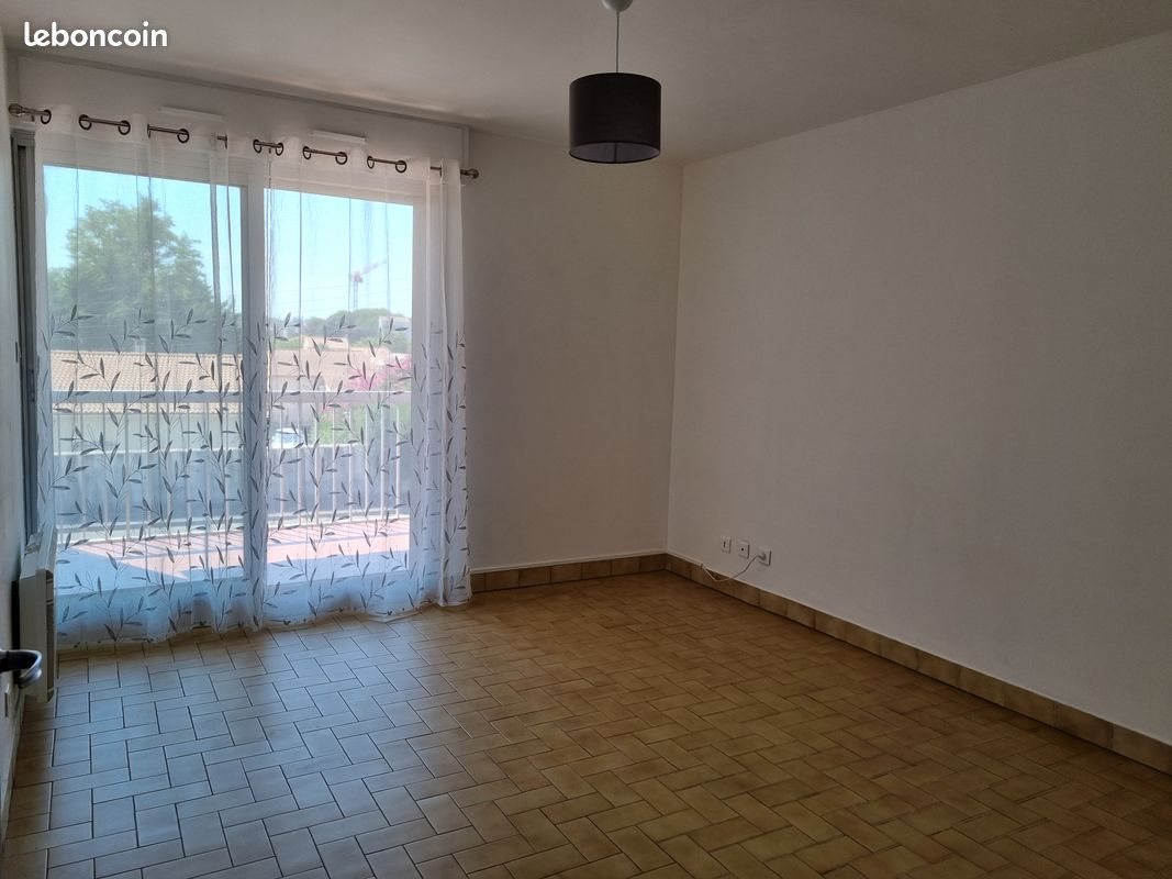 Appartement à louer, 25m², Bagnols-sur-Cèze