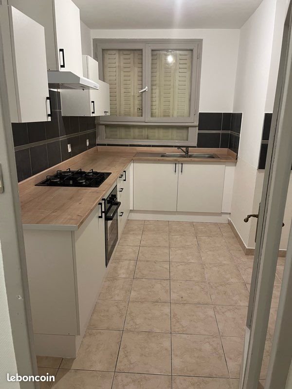 Appartement à louer, 76m², Chenôve