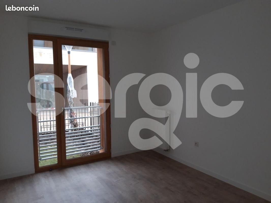 Appartement à louer, 41m², Meudon-la-Forêt