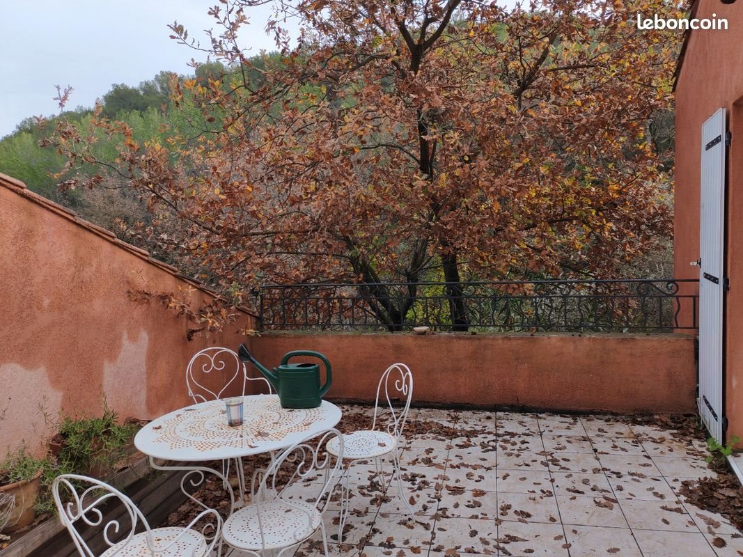 Appartement à louer, 45m², La Cadière-d'Azur