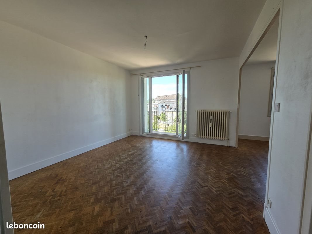 Appartement à louer, 84m², Lapalisse