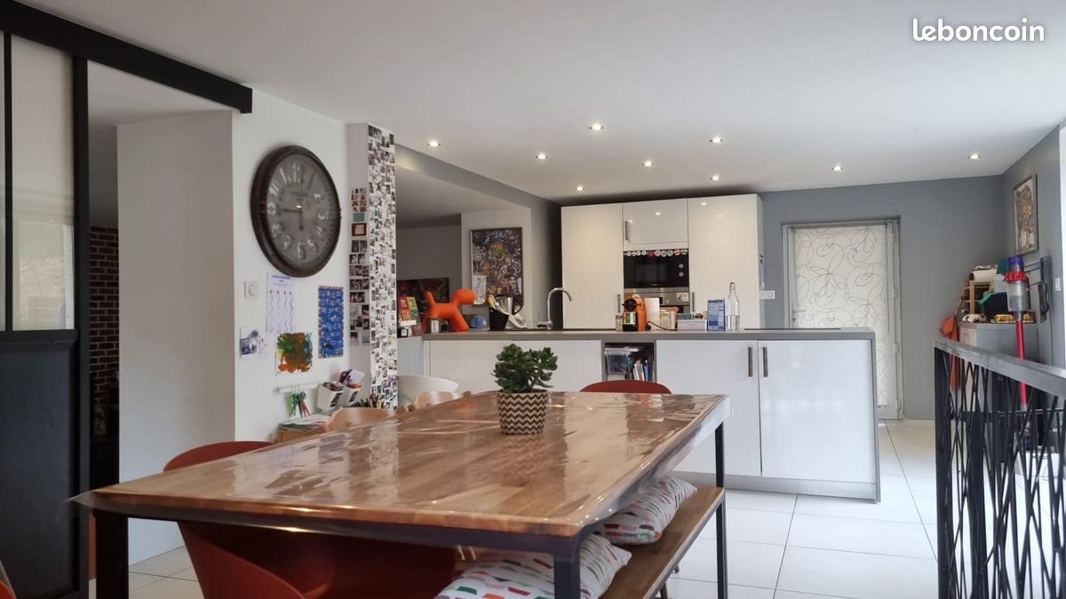 Appartement à vendre, 128m², Saint-Just-Saint-Rambert