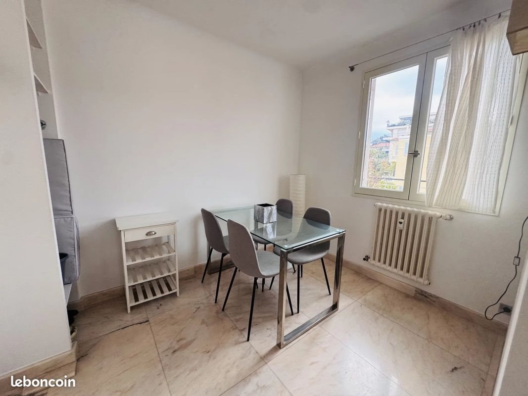 Appartement à louer, 40m², Nice