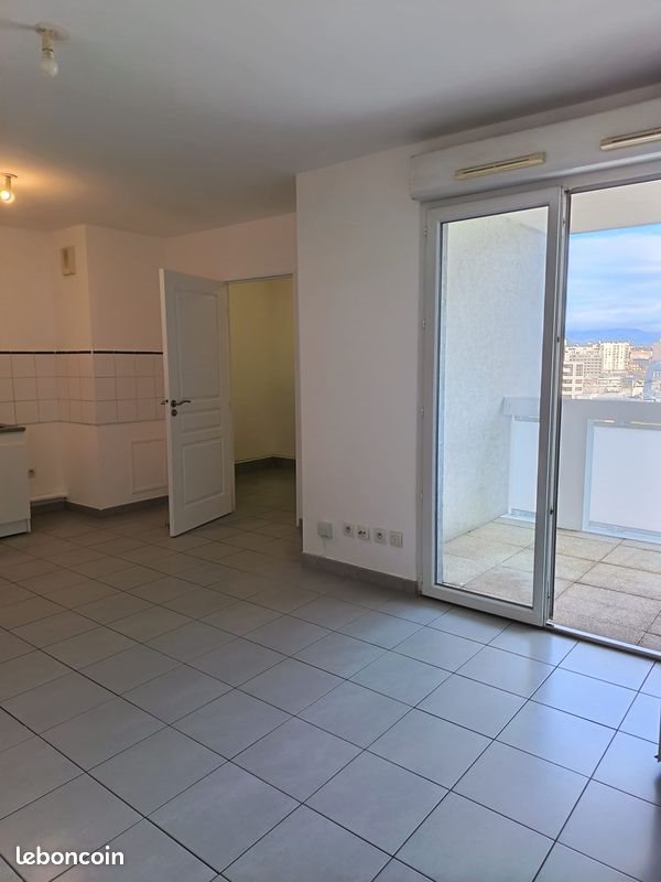 Appartement à louer, 29m², Marseille 10ème