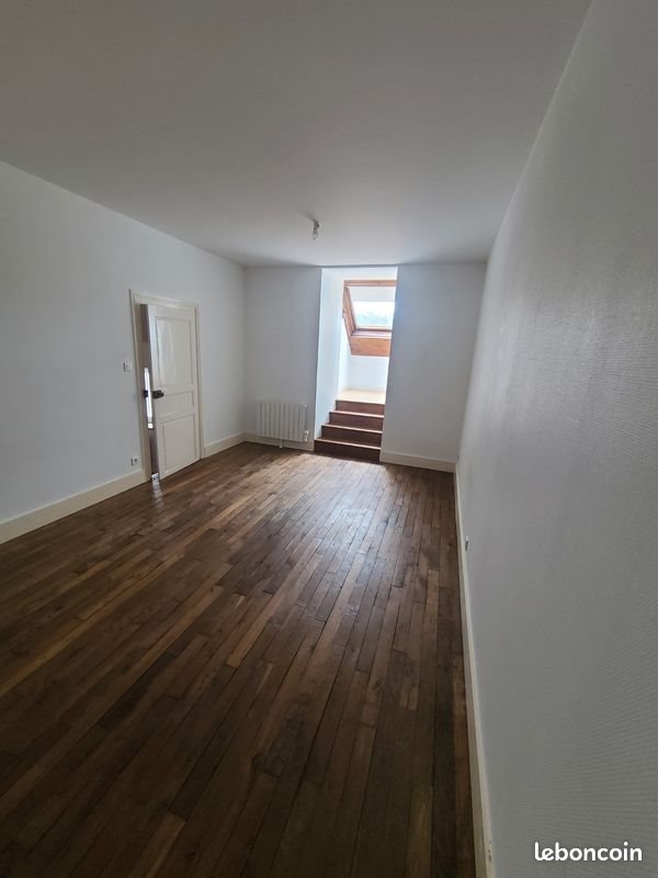 Appartement à louer, 58m², Saint-Seine-l'Abbaye