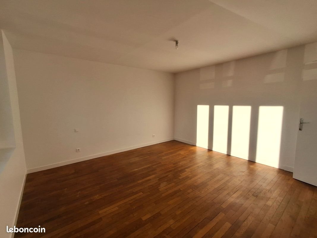 Appartement à louer, 74m², Argentan