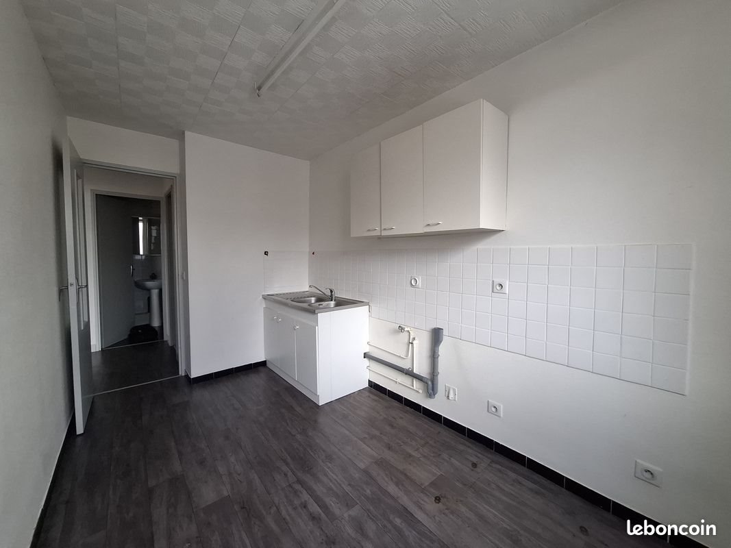 Appartement à louer, 74m², Cusset