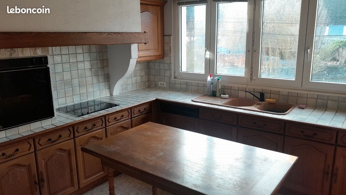 Appartement à louer, 100m², Givet