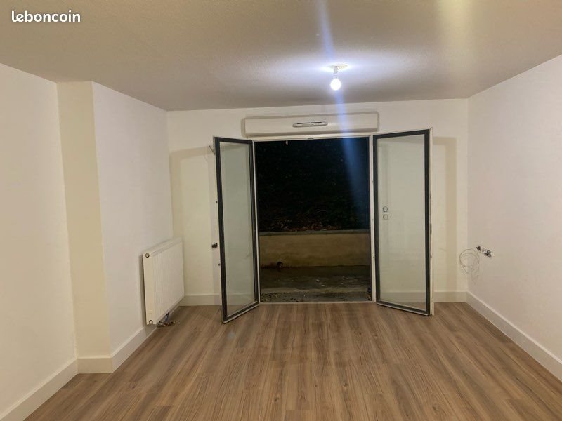 Appartement à louer, 42m², Saint-Geniès-Bellevue