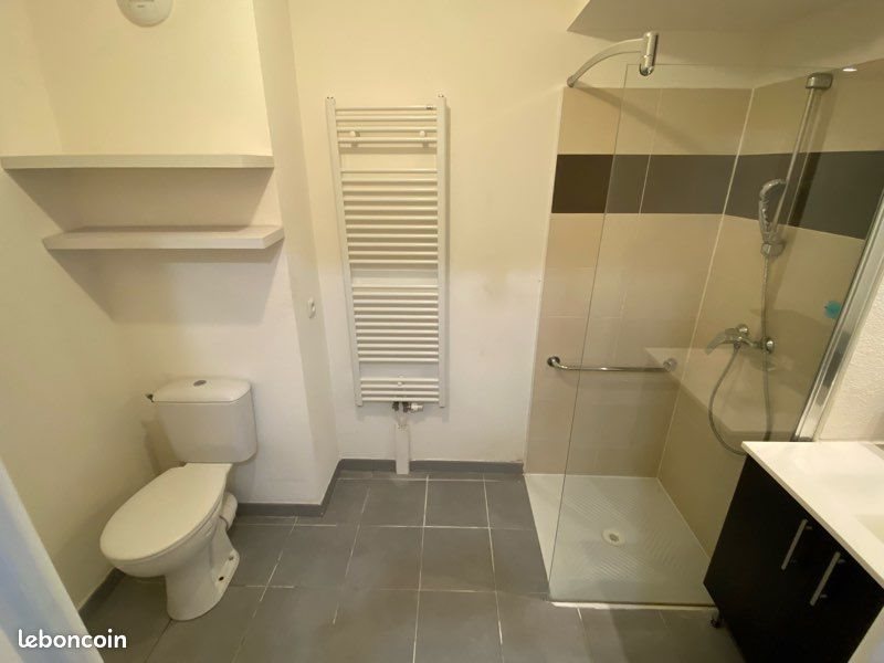 Appartement à louer, 42m², Saint-Geniès-Bellevue