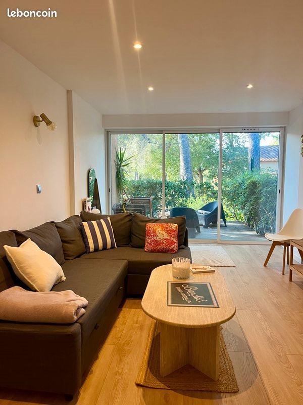 Appartement à louer, 28m², Sanary-sur-Mer