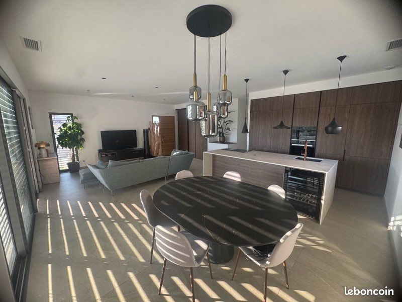 Maison à vendre, 128m², Gignac-la-Nerthe