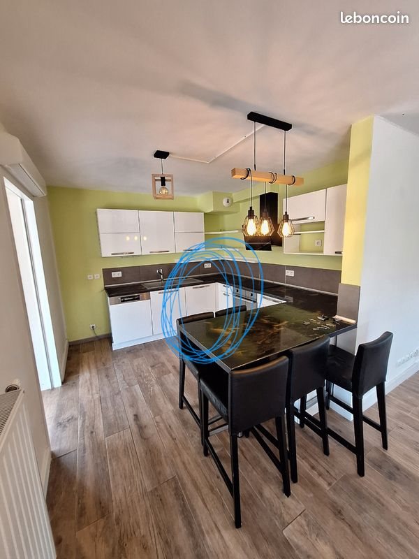 Maison à louer, 120m², Thoiry