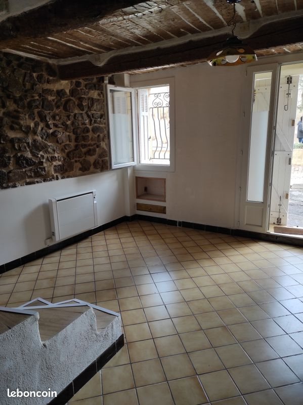 Maison à louer, 70m², Auriol