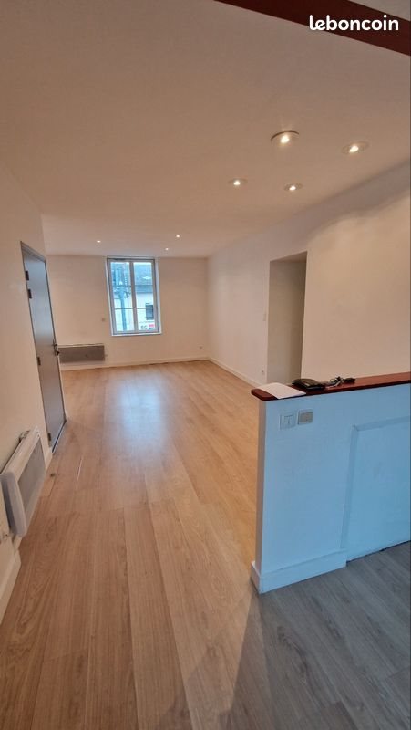Appartement à louer, 81m², Saint-Florent-sur-Cher